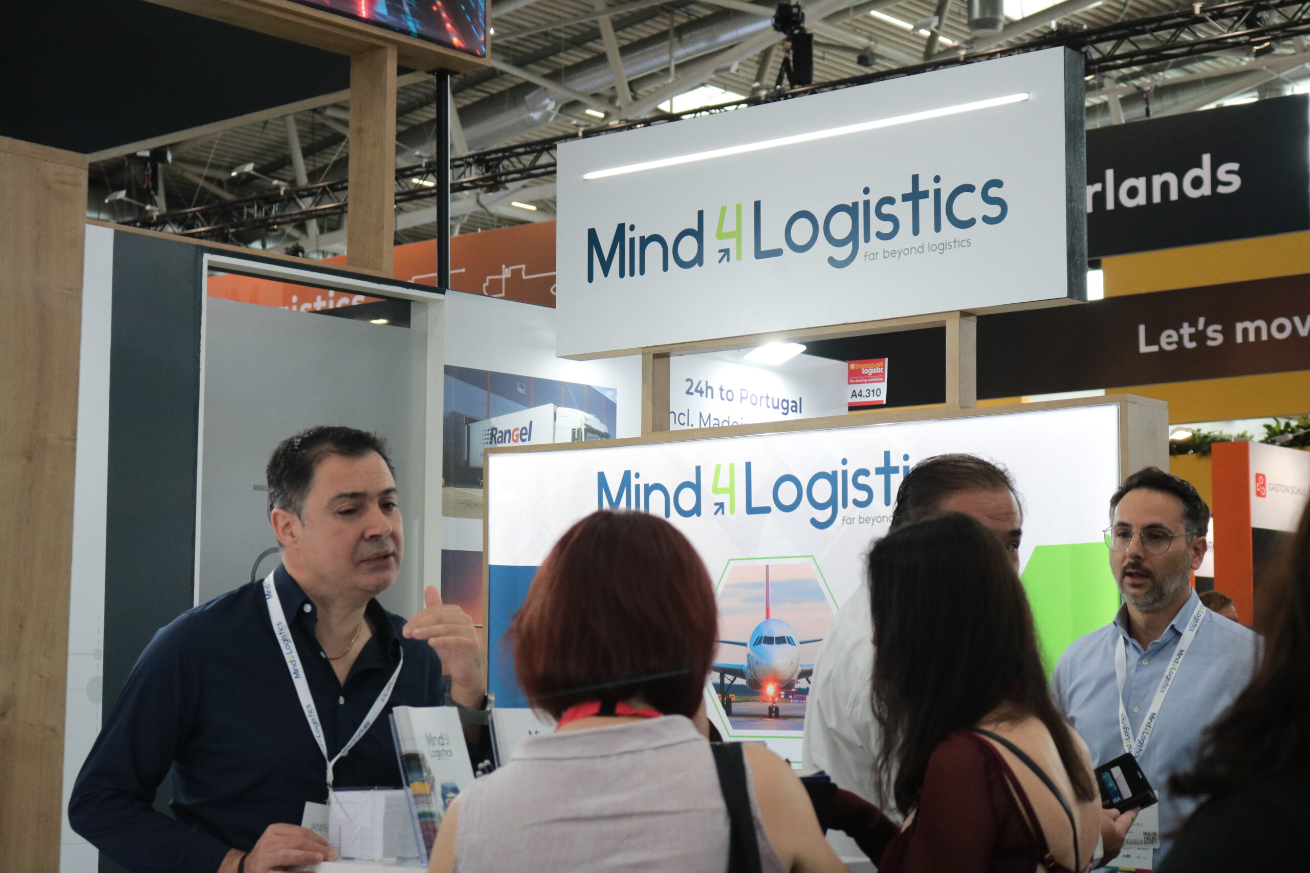 Espaço de networking entre expositores e visitantes internacionais