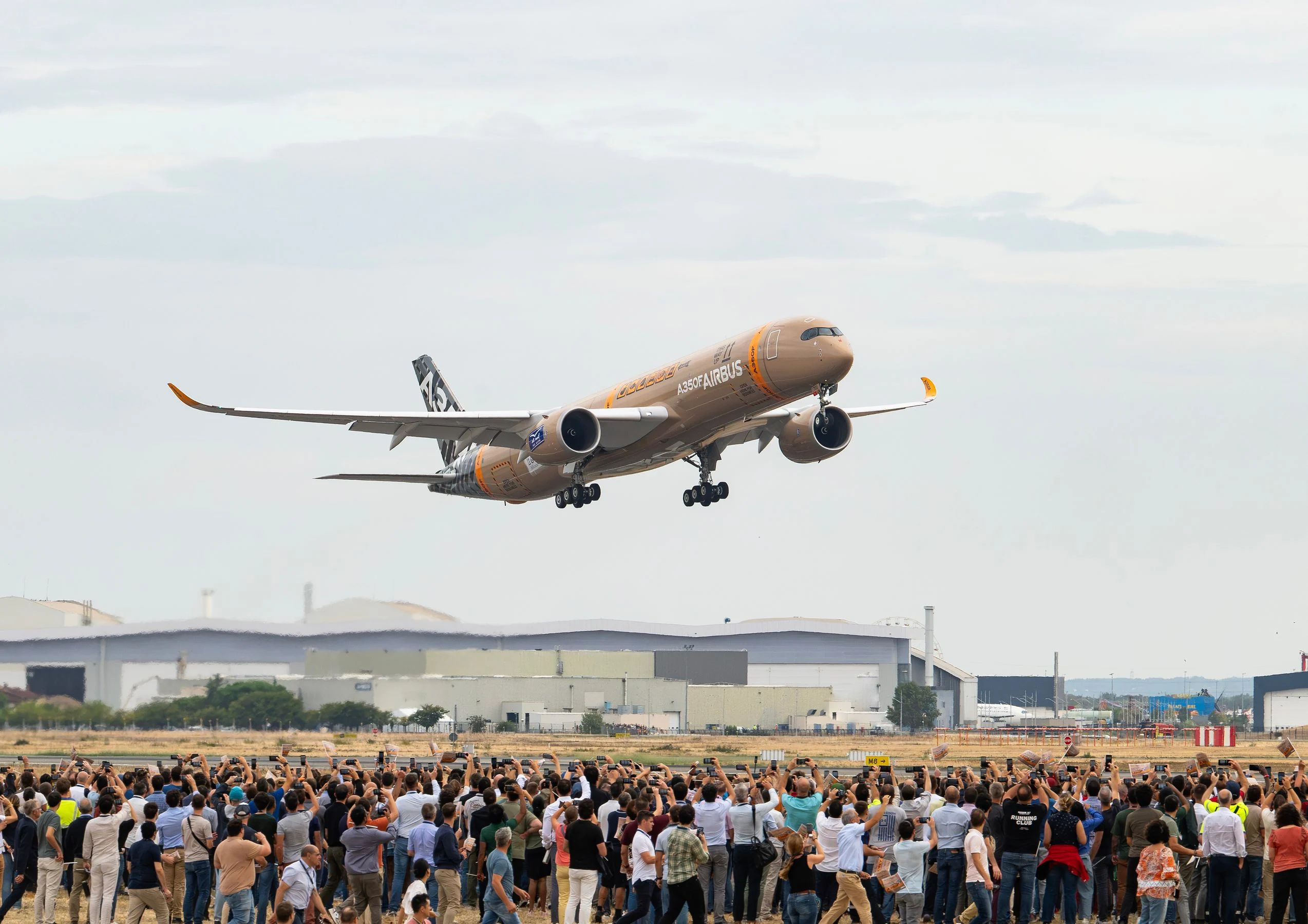Airbus A350F levanta voo e desafia domínio da Boeing na carga aérea