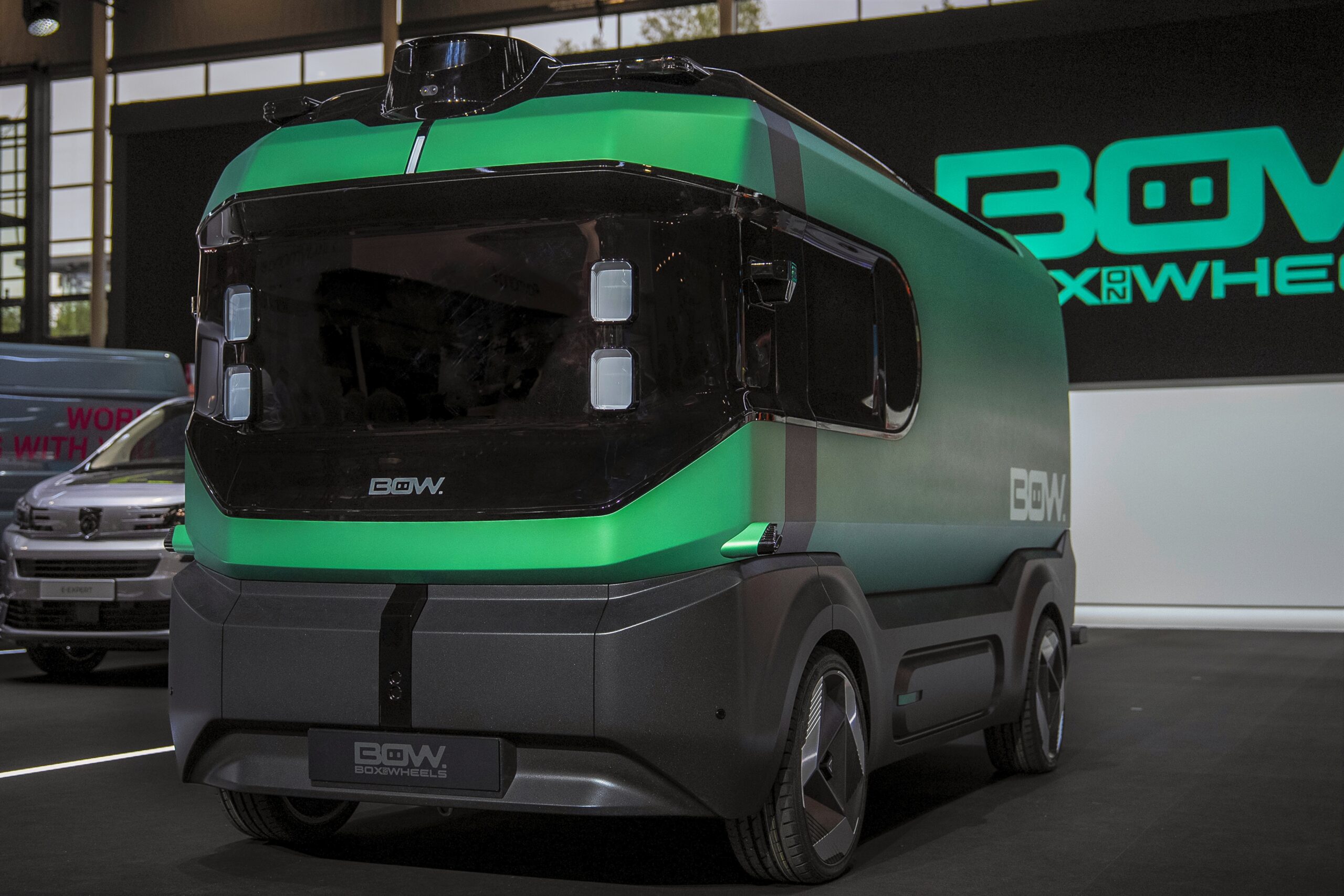 Stellantis e UQI Robotics querem testar entregas autónomas na Europa