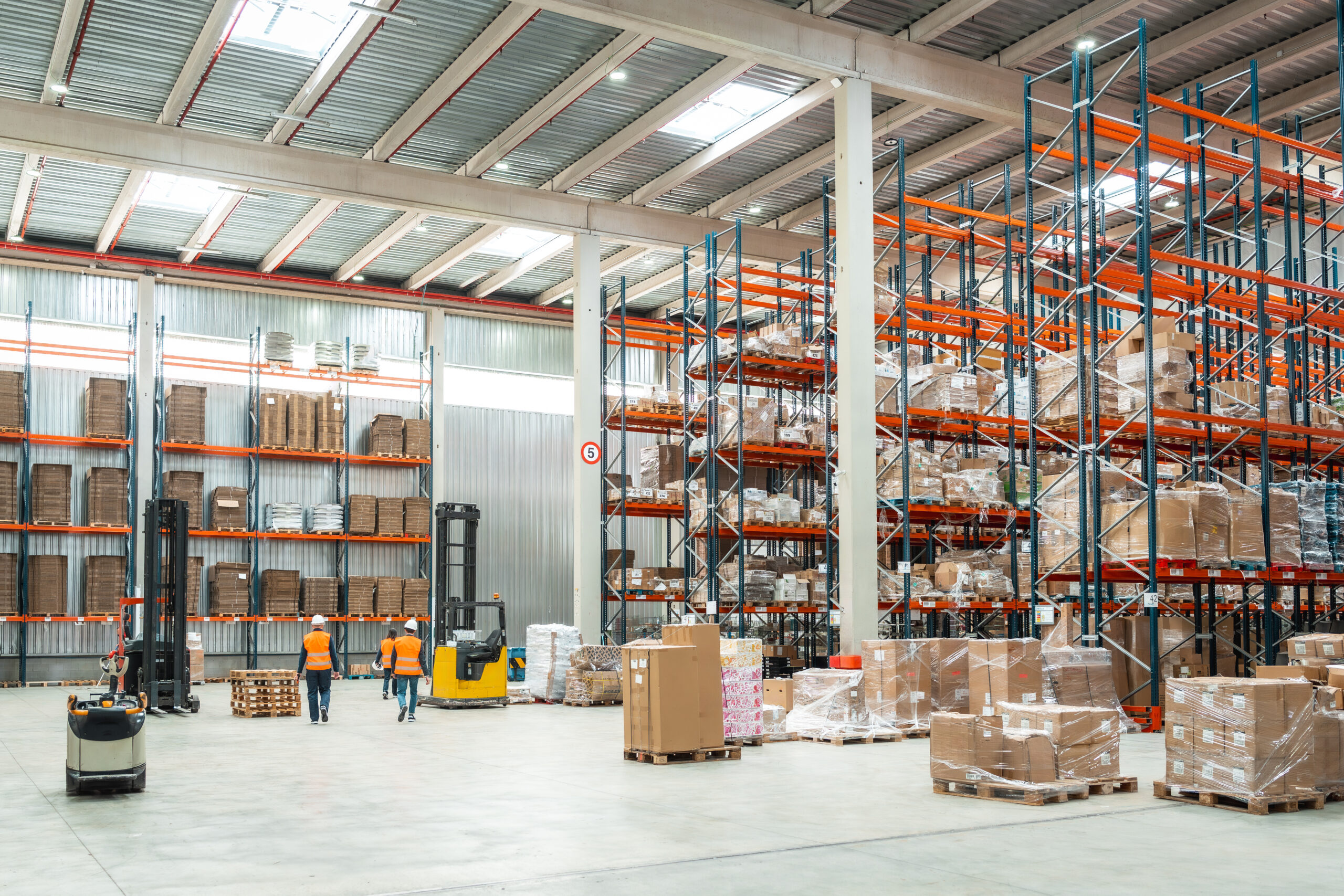 Mercado industrial e logístico português sobe 2% com logística a somar 73% da procura