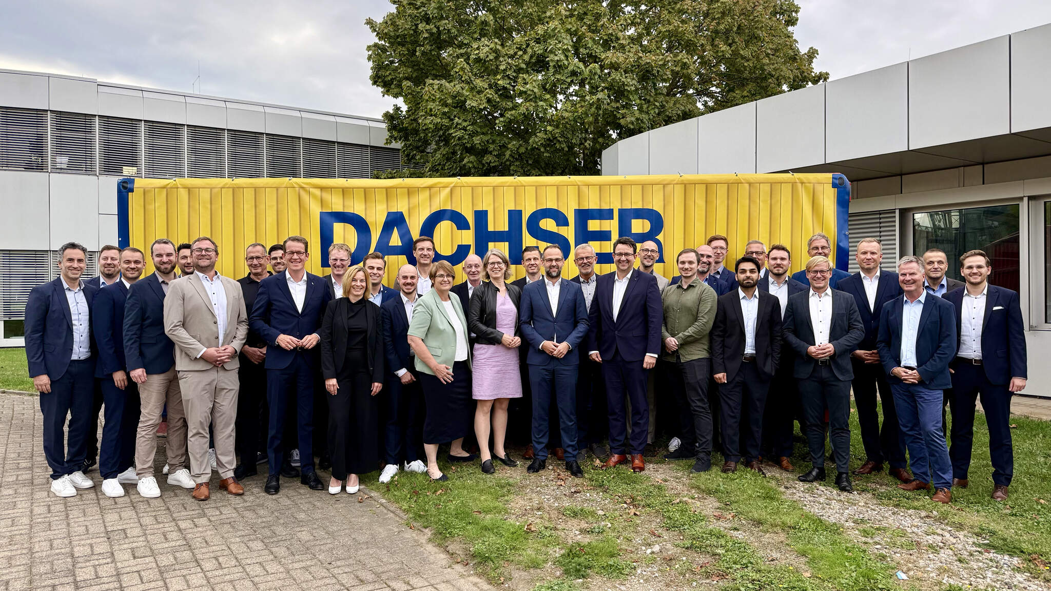 Dachser prolonga parceria com Instituto Fraunhofer para avançar em IA, digitalização e robótica