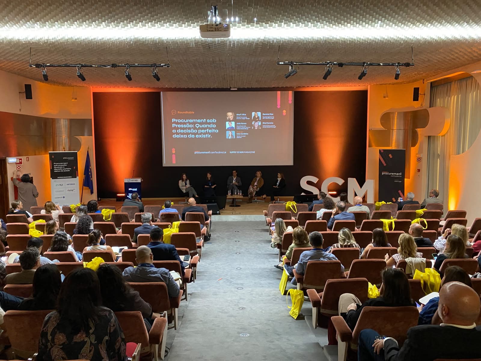 Procurement Conferência: quando a realidade choca com a decisão, a perfeição desaparece
